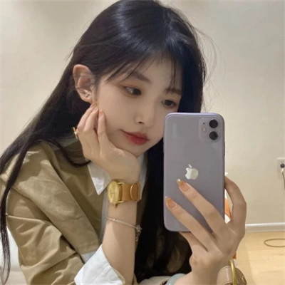 好看的真人版女生头像