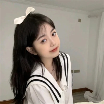 好看的真人版女生头像