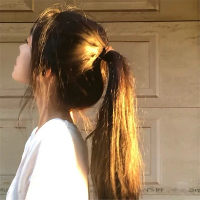 好看的真人版女生头像