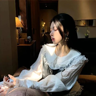 头像女生真人2025