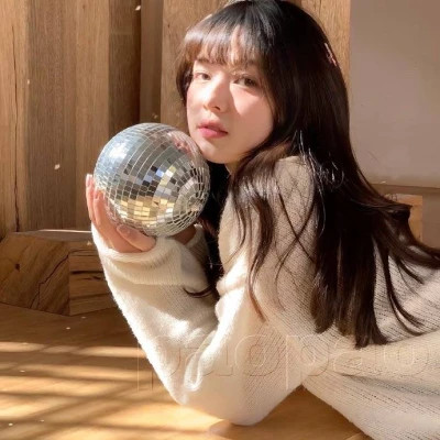 头像女生真人2025
