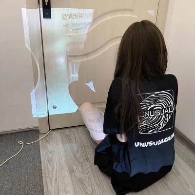 头像女生真人2025