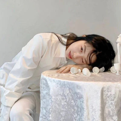头像女生真人2025