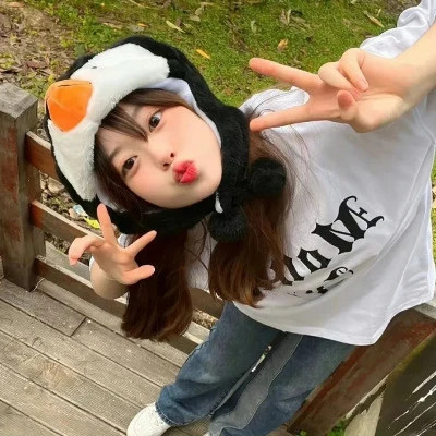 2025头像图片女生真人