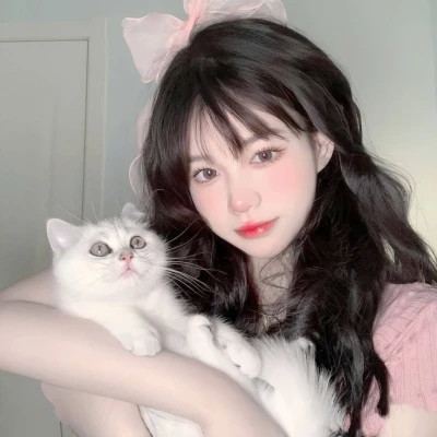 2025头像图片女生真人