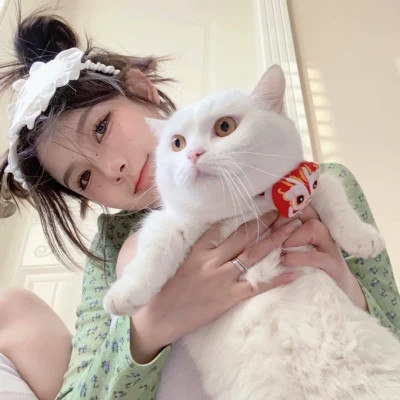 2025头像图片女生真人