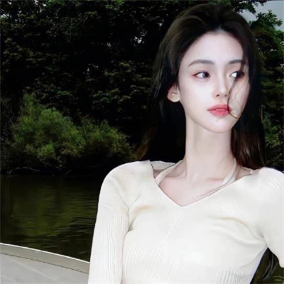 2025头像图片女生真人