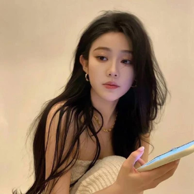 2025头像图片女生真人