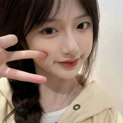 2025头像图片女生真人