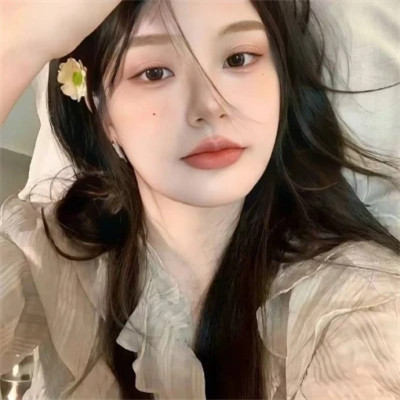 2025头像图片女生真人