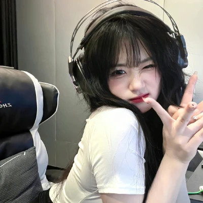2025最火女生头像免费真人