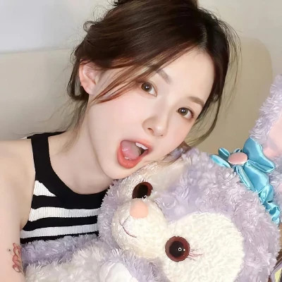 2025最火女生头像免费真人