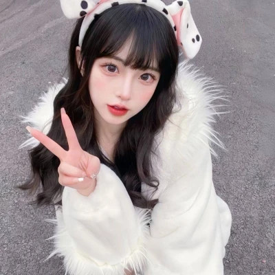 2025年个性女生头像真人