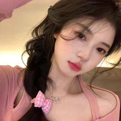 2025女生头像真人好看的图片