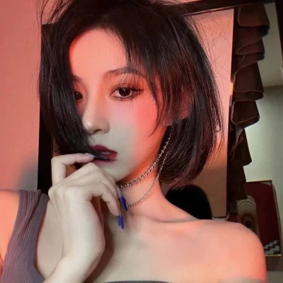 2025女生头像真人好看的图片