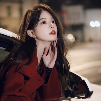 2025女生头像真人好看的图片