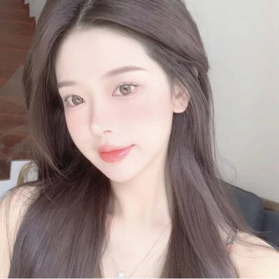 2025女生头像真人好看的图片
