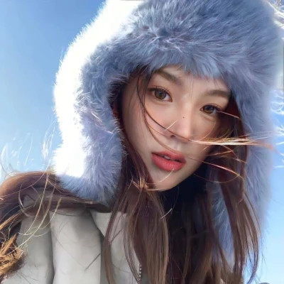 2025女生头像真人好看的图片