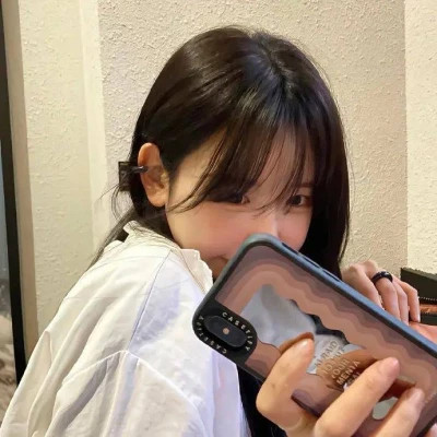 2025女生头像真人好看的图片