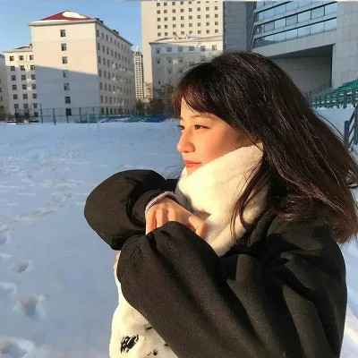 适合冬天的头像女