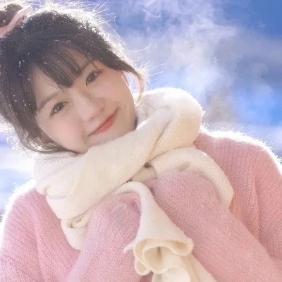 适合冬天的头像女