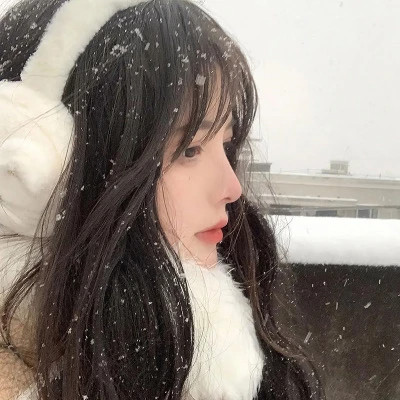适合冬天的头像女