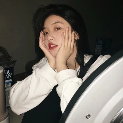 高级感女生头像真人