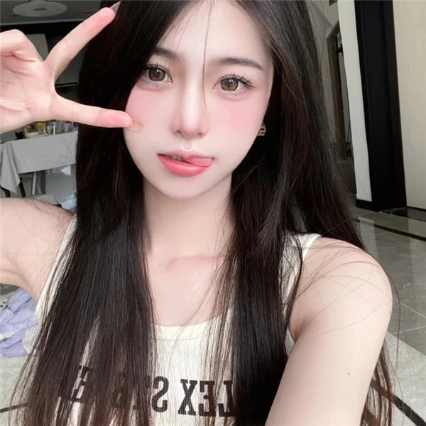 女头真人高质量风格