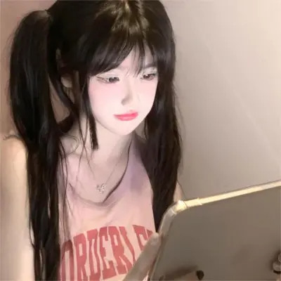 风格女头情绪化