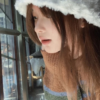 风格女头情绪化