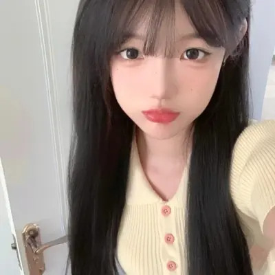 qq头像真实女生图片