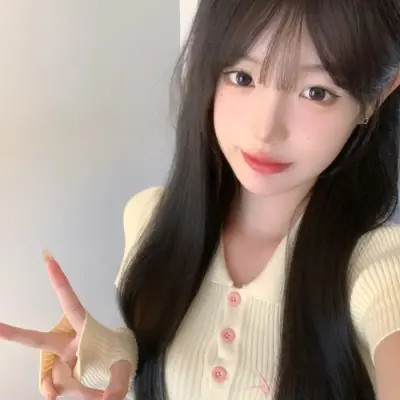 qq头像真实女生图片