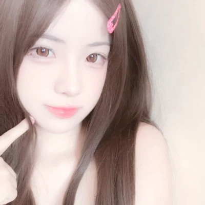 qq头像真实女生图片
