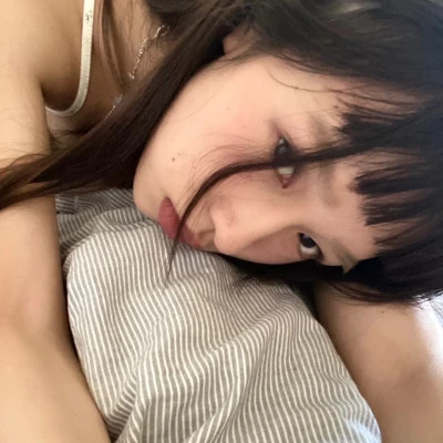 qq头像真实女生图片