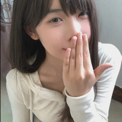qq头像真实女生图片
