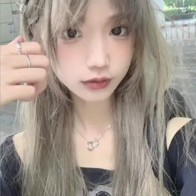 qq头像真实女生图片