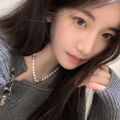 真人正脸照片女头