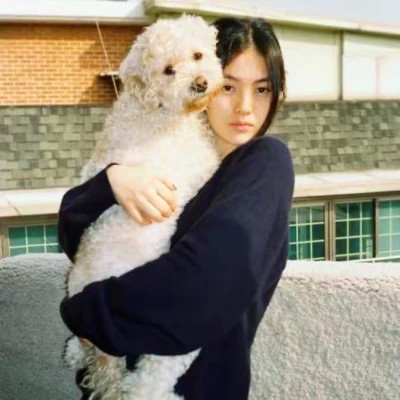 真人正脸照片女头