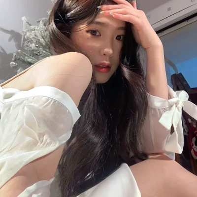 真人正脸照片女头