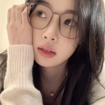 真人头像女正脸