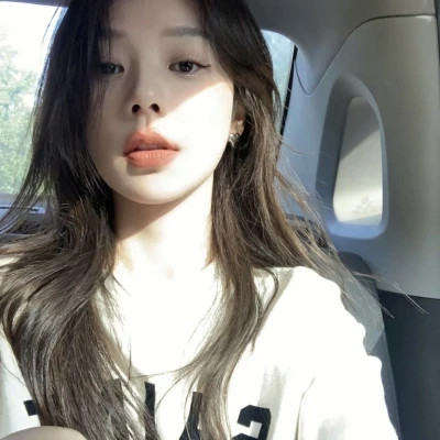 真人头像女正脸