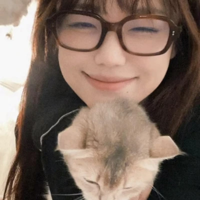 真人头像女正脸