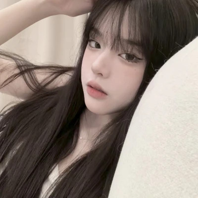 女生正脸头像清晰