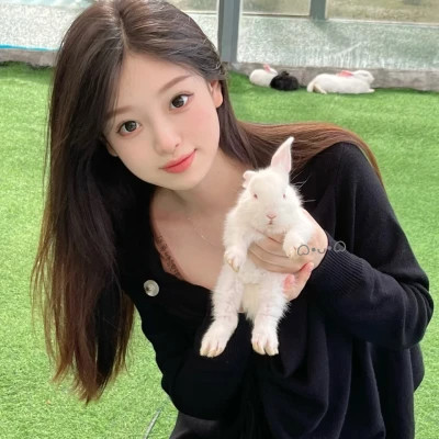 女生正脸头像清晰