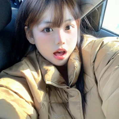 女生正脸头像清晰