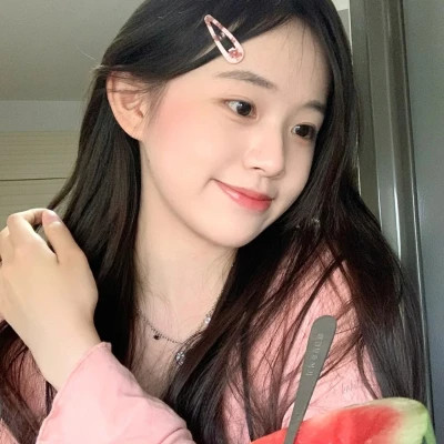 真人正脸女头像图片