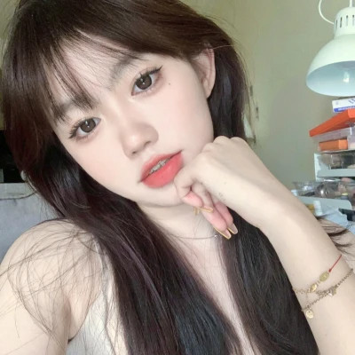 真人正脸女头像图片