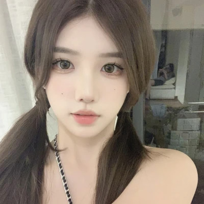 真人正脸女头像图片