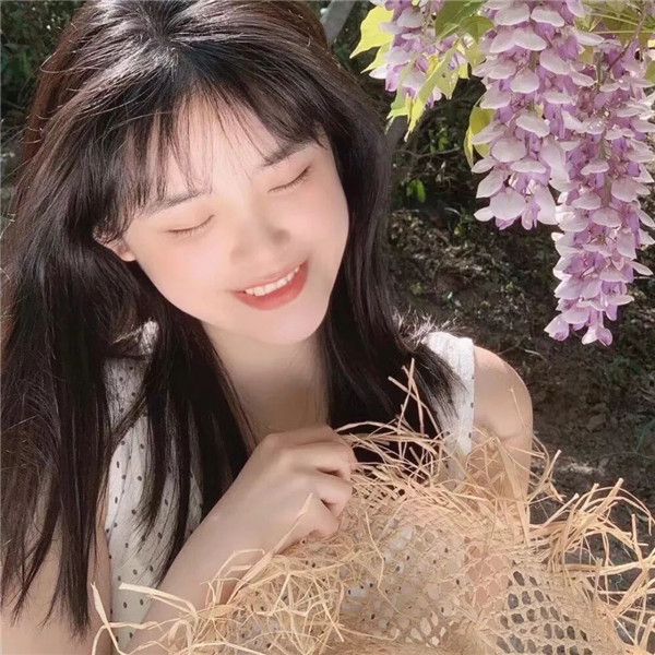 森系氛围感女生头像图片