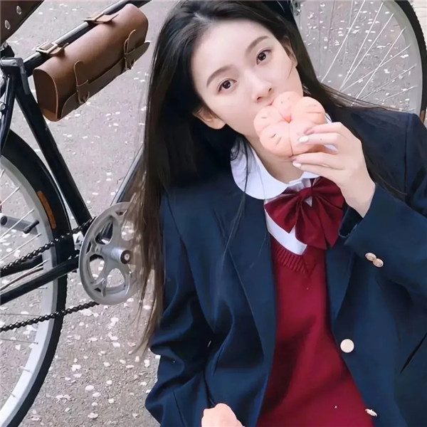 森系氛围感女生头像图片